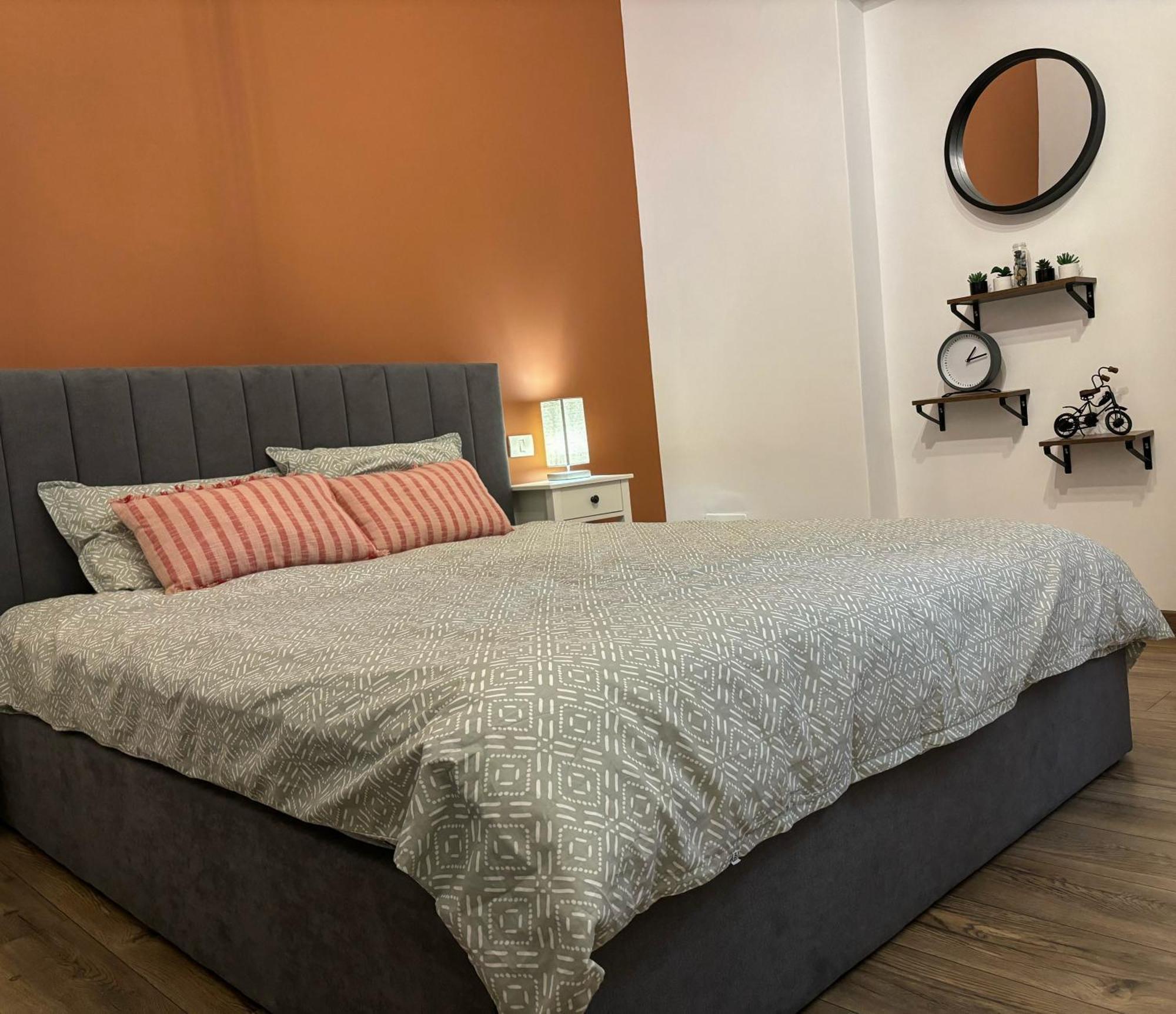 Hirooms Brasov Luaran gambar